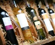 Il pasticcio delle nuove etichette per il vino