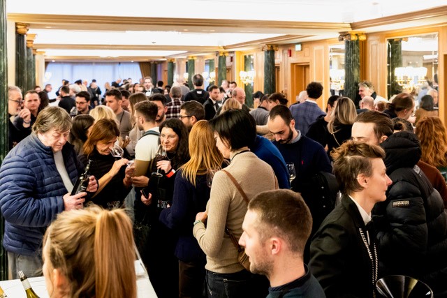 Enozioni a Milano – Banco d’assaggio