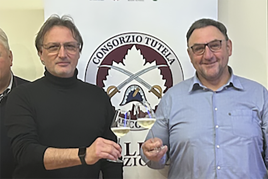 A destra, Roberto Pasini, Presidente Arcole Doc